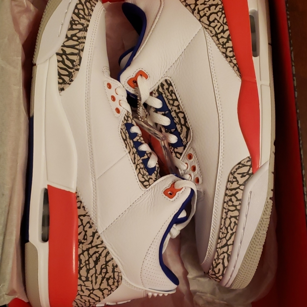 Air Jordan 3s